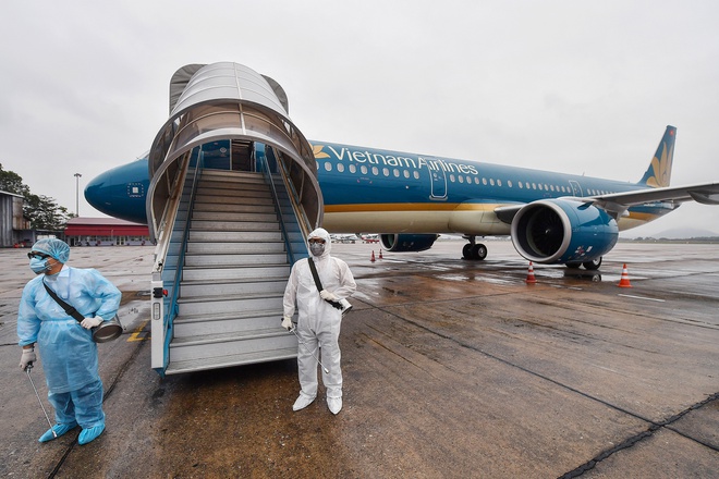 Vietnam-Airlines-dung-bay-Macao-Hong-Kong