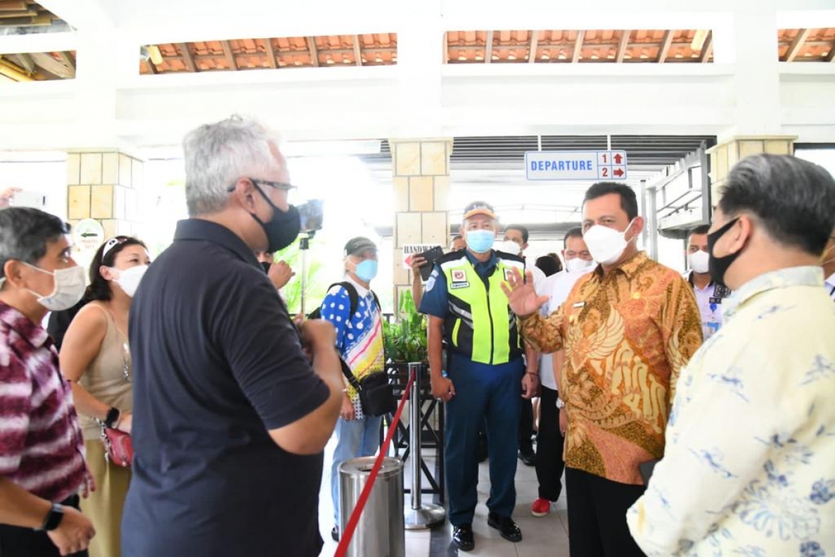 “Bong bóng" du lịch hồi sinh ngành "công nghiệp không khói" của Indonesia