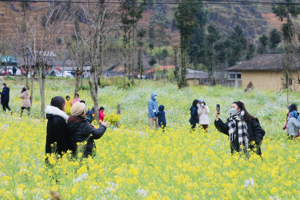 TSTtourist-ha-giang-trong-mat-chang-trai-nguoi-tay-2