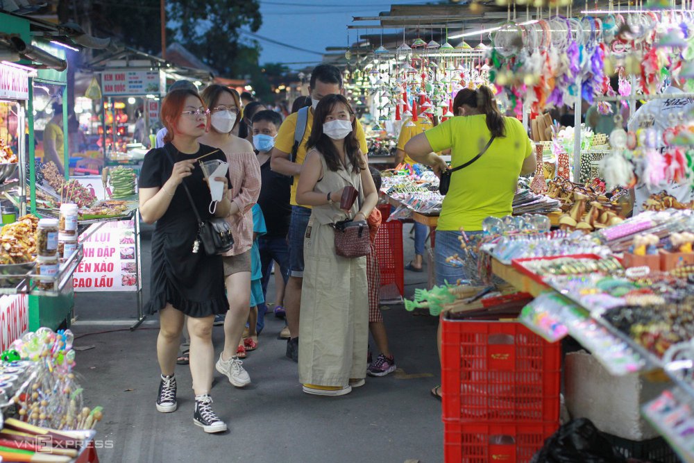 TSTtourist-hoi-an-nhon-nhip-tro-lai-7