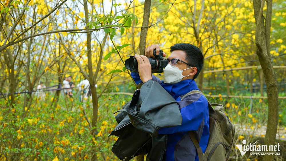 TSTtourist-khach-lan-loi-30km-san-tim-vuon-hoa-phong-linh-tai-gia-lam-8