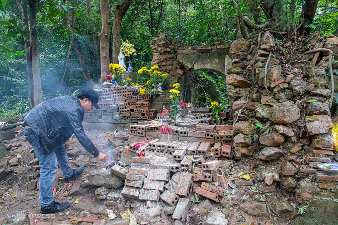 TSTtourist-nui-thieng-than-dinh-7