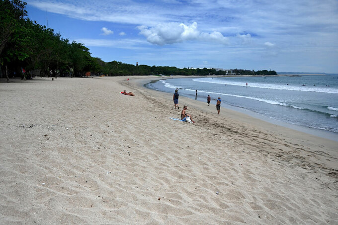 Bãi biển ở châu Á trống trơn