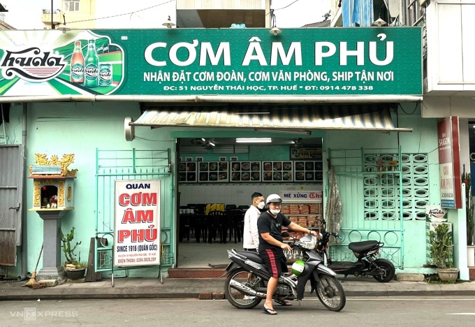 TSTtourist-com-am-phu-tram-tuoi-o-hue