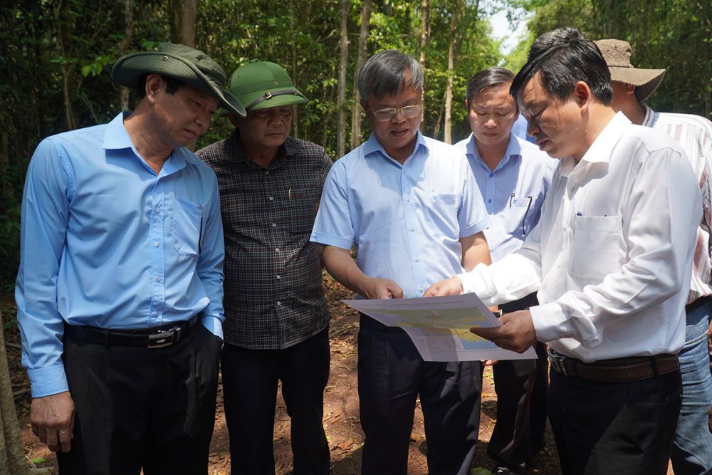 TSTtourist-dong-nai-de-nghi-unesco-cho-y-kien-xay-quoc-lo-xuyen-rung-3