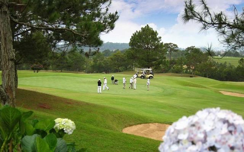 TSTtourist-san-golf-lau-doi-nhat-viet-nam-o-da-lat-mong-mo-3