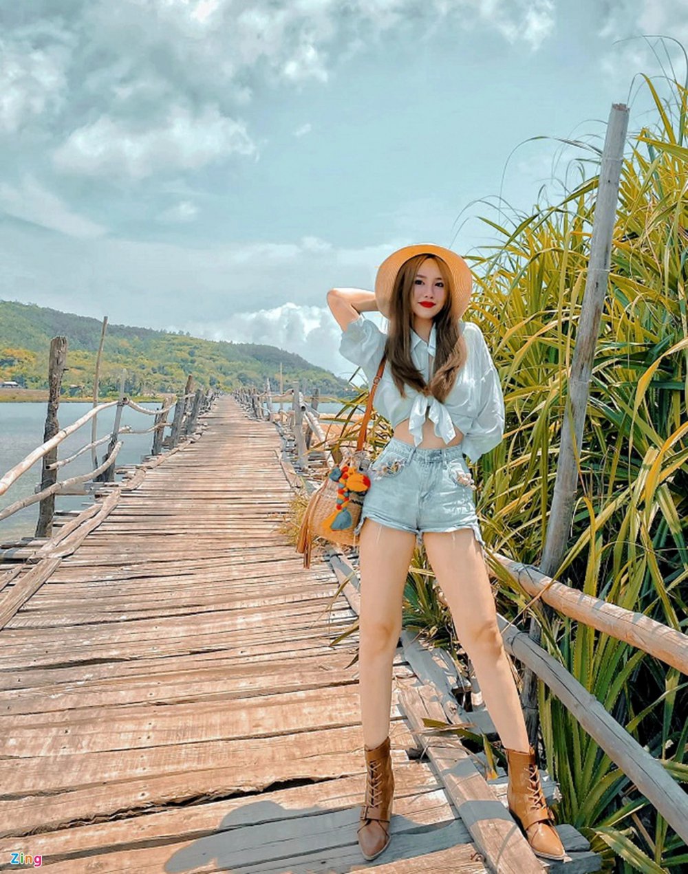 TSTtourist-ve-dep-cau-go-ong-cop-dai-nhat-viet-nam-5