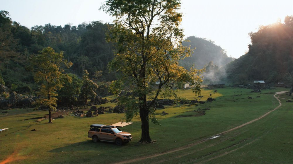 TSTtourist-vo-chong-mang-ca-nha-di-xuyen-viet-hai-thang-1