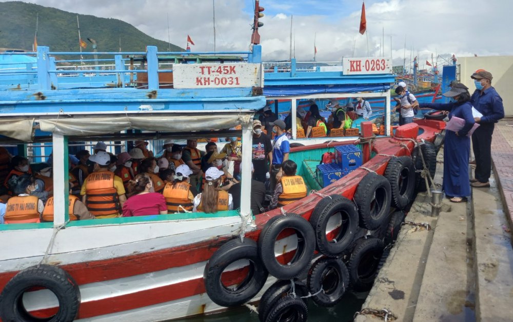 TSTtourist-khanh-hoa-phat-trien-du-lich-tro-nganh-kinh-te-mui-nhon-dang-cap-quoc-te-1