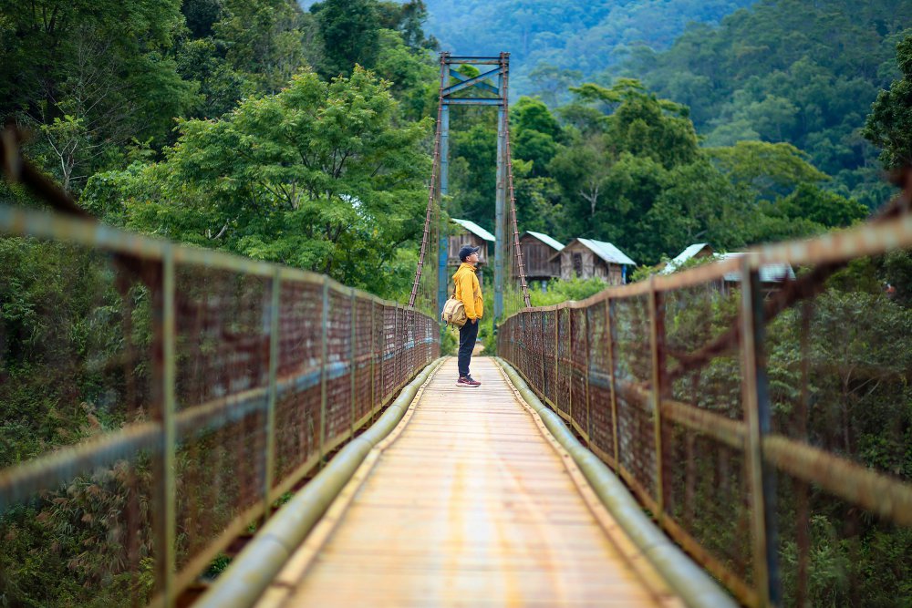 TSTtourist-mang-den-hoang-so-not-nhac-tram-lang-giua-nui-rung-tay-nguyen-15