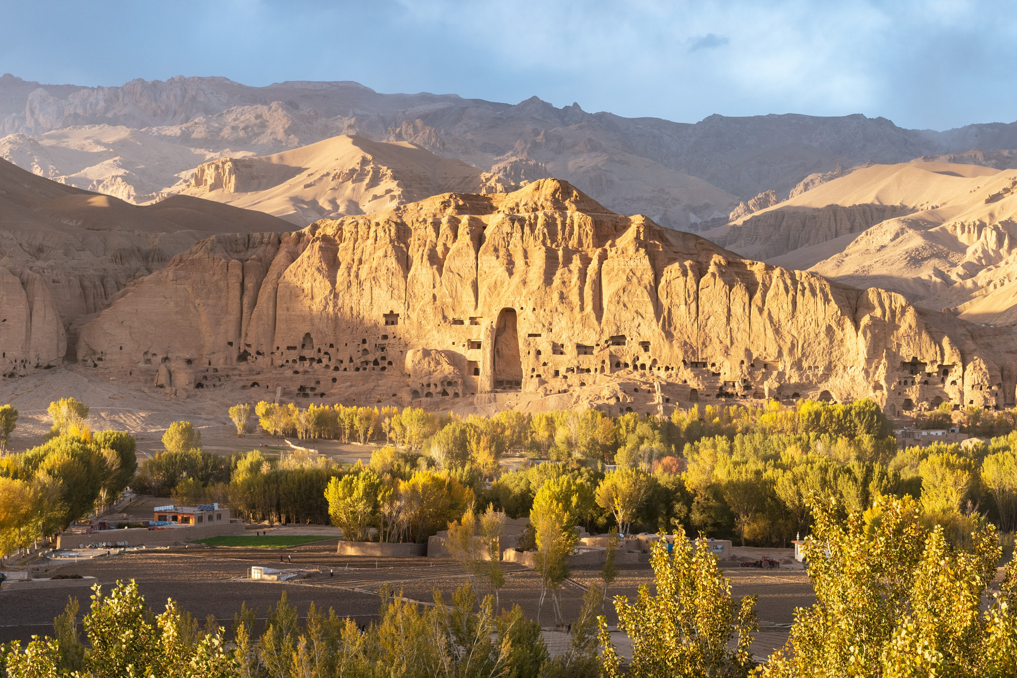 TSTtourist-afghanistan-binh-yen-trong-mat-du-khach-11