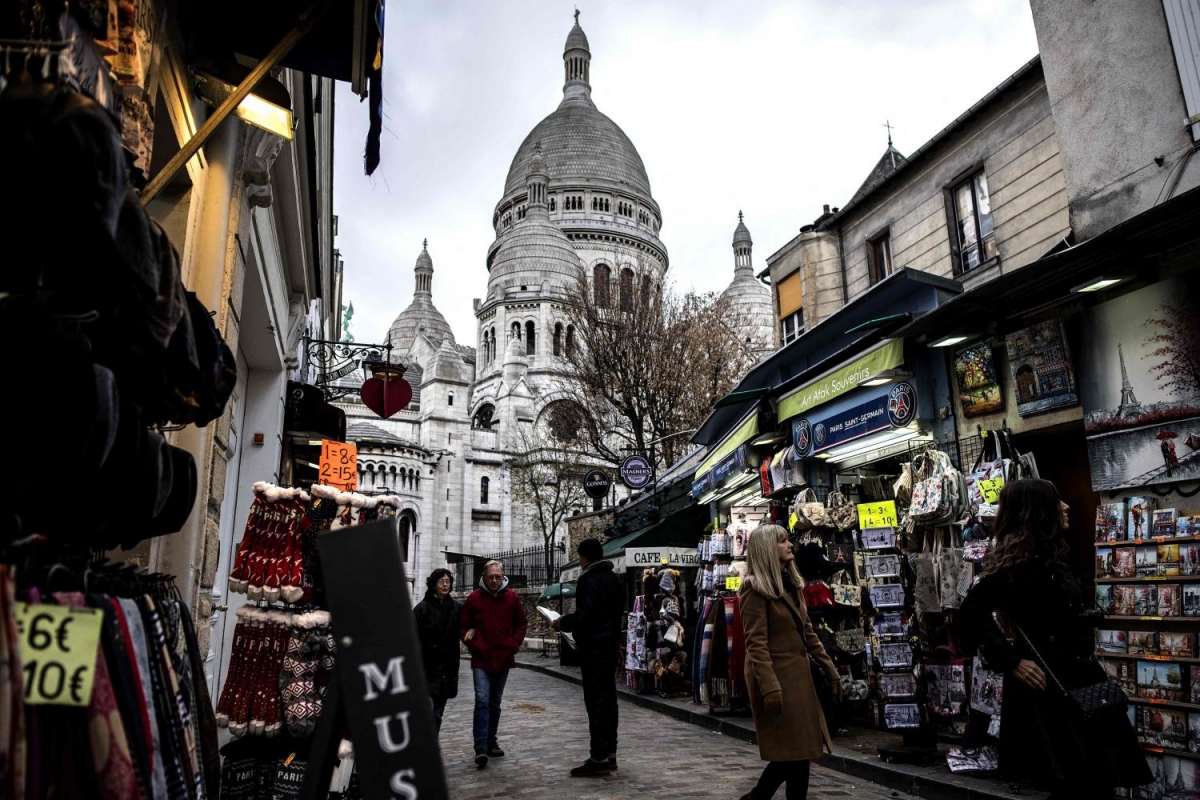 Mùa hè u ám với ngành du lịch "kinh đô ánh sáng" Paris