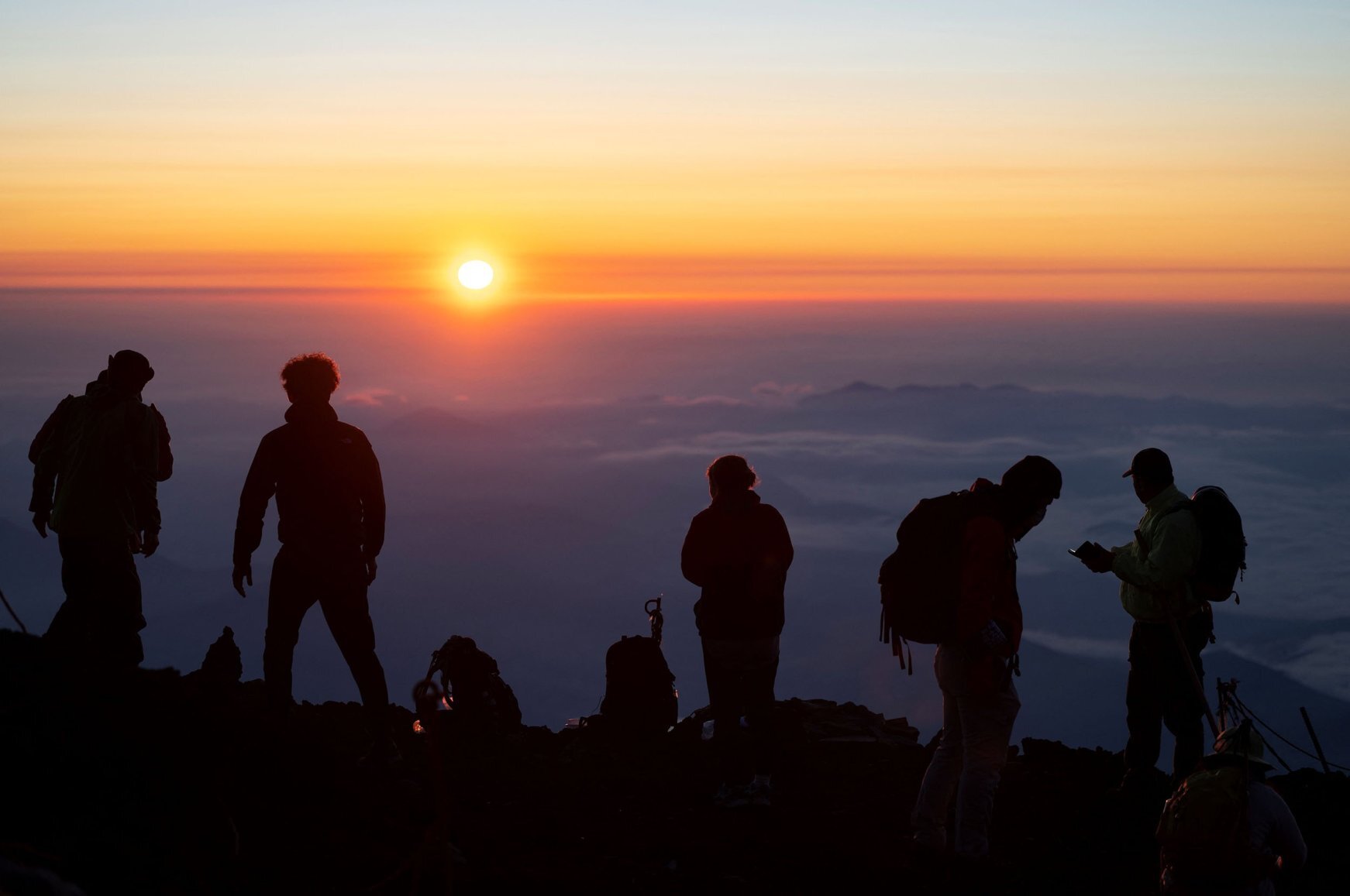 TSTtourist-binh-minh-tren-nhung-tang-may-o-phu-si-3