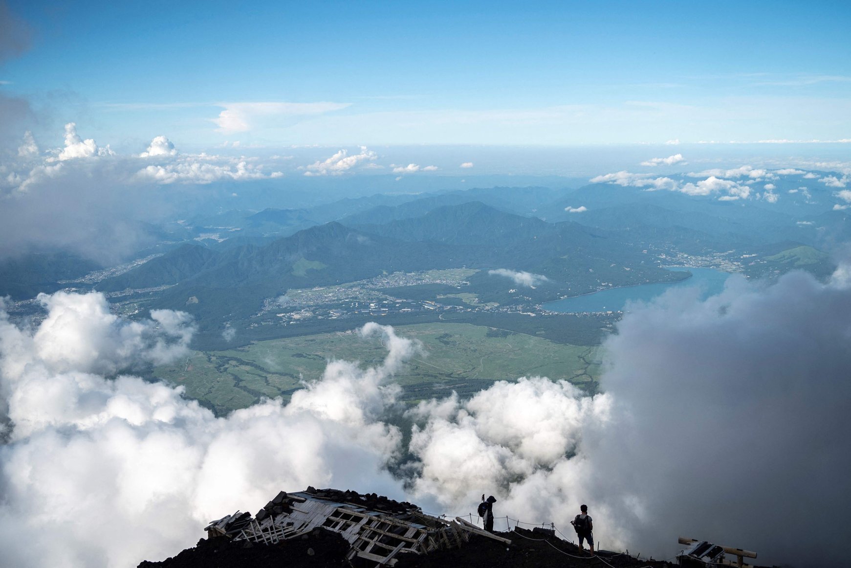 TSTtourist-binh-minh-tren-nhung-tang-may-o-phu-si-8