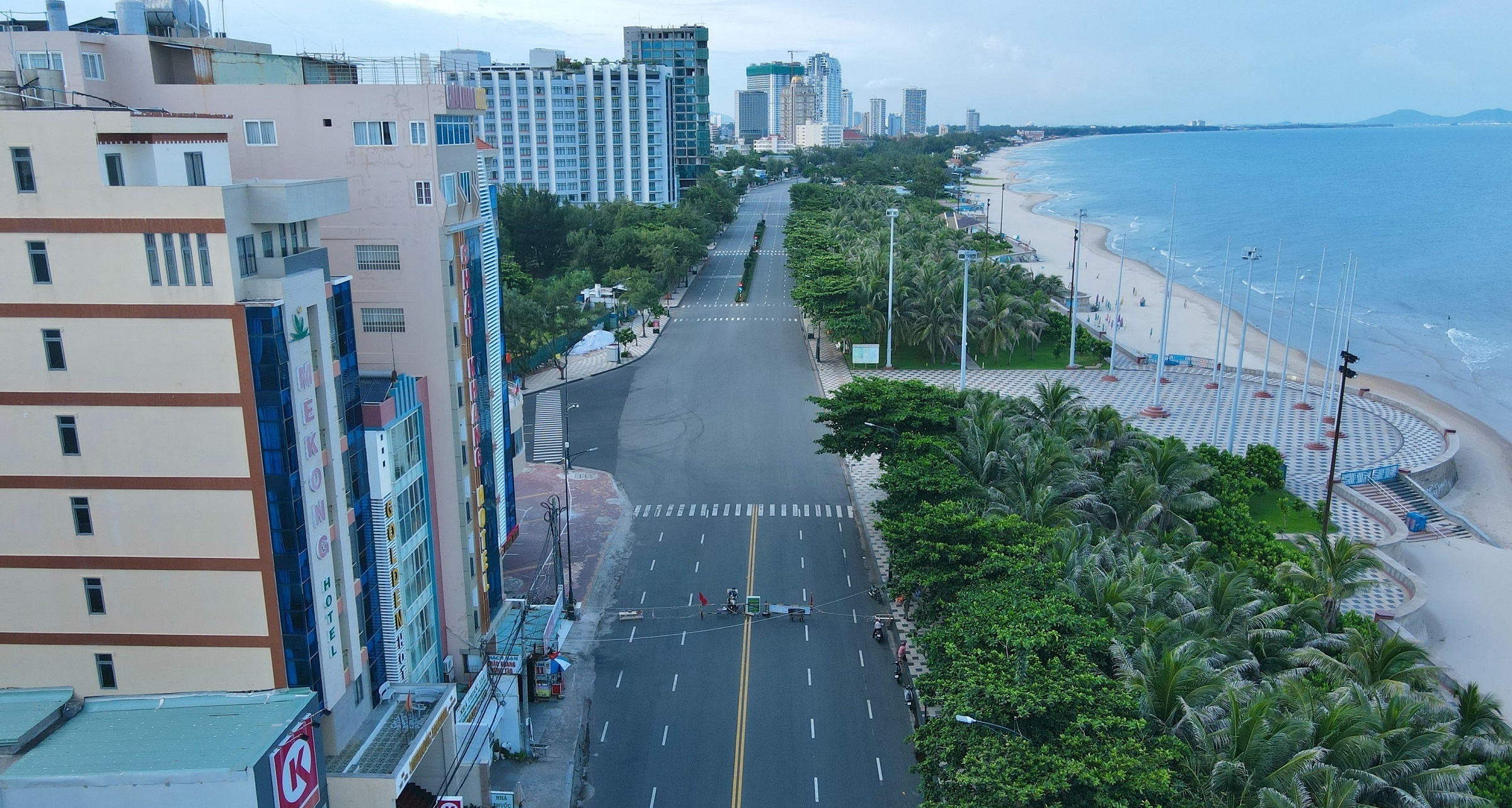 TSTtourist-bien-vung-tau-trong-xanh-khi-gian-cach-xa-hoi-1