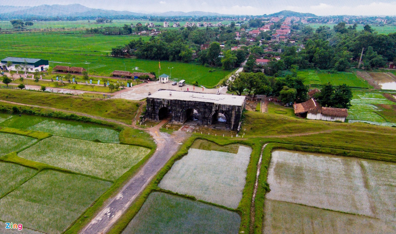 TSTtourist-thanh-hoa-thi-diem-mo-lai-khu-du-lich-cho-hang-quan-hoat-dong