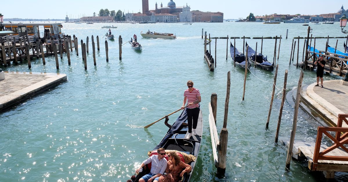 Venice lắp 468 camera để theo dõi du khách