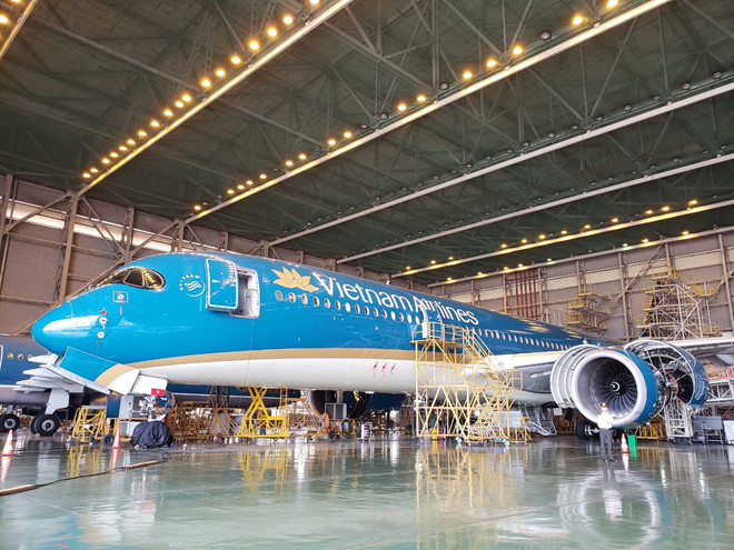 Vietnam Airlines liên doanh đối tác Singapore làm bảo dưỡng máy bay