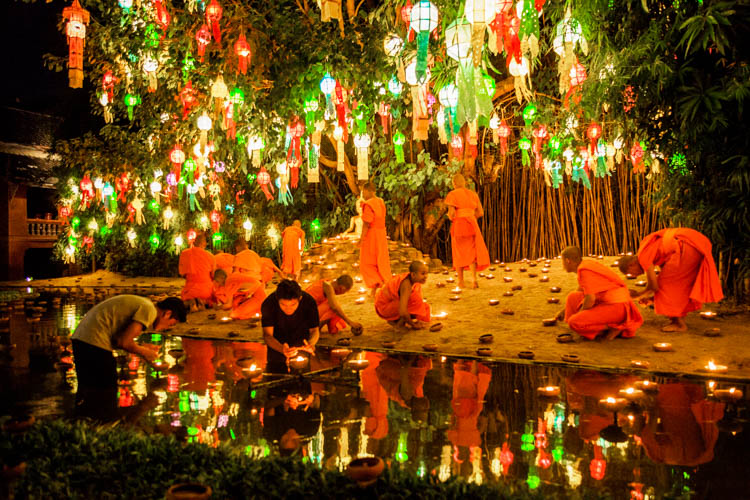 Đặc sắc lễ hội hoa đăng Loy Krathong ở Chiang Mai