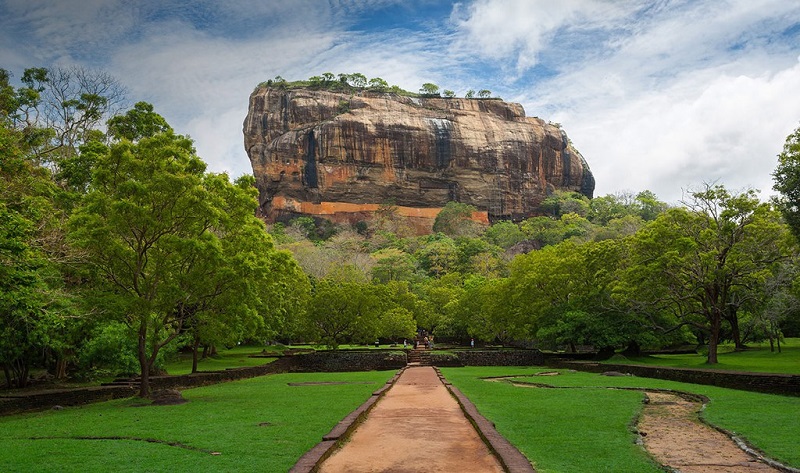 Cung-dien-co-o-Sri-Lanka-3