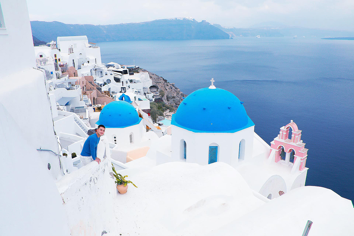 Bí quyết 'sống ảo' đơn giản mà hiệu quả tại Santorini