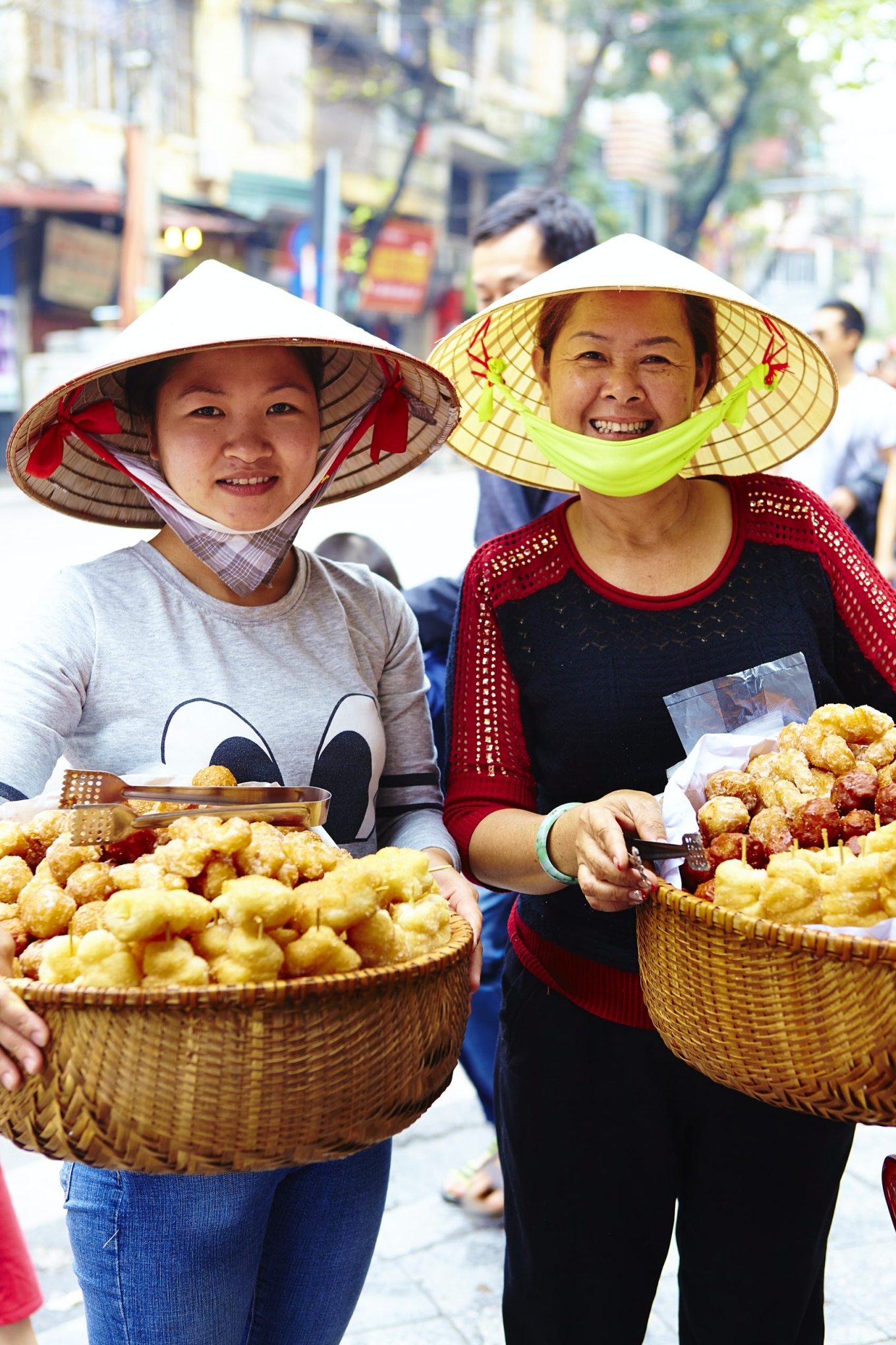 TSTtourist-goc-nhin-nguoi-nuoc-ngoai-ve-am-thuc-duong-pho-viet-1