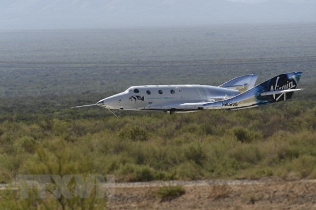 Virgin Galactic thu hút khách hàng với dịch vụ du lịch không gian