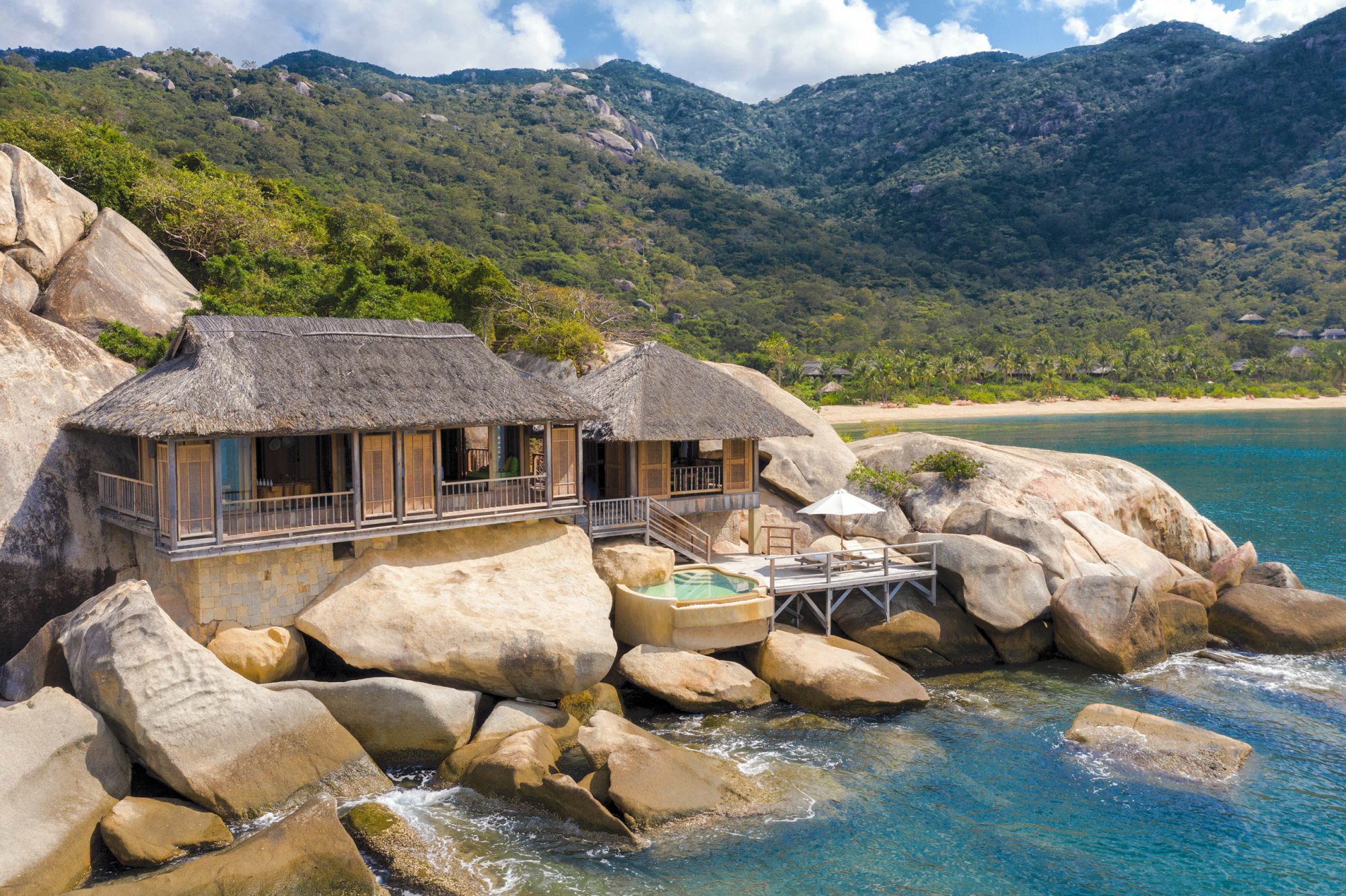 SIX SENSES NINH VAN BAY tiêu chuẩn 5 sao