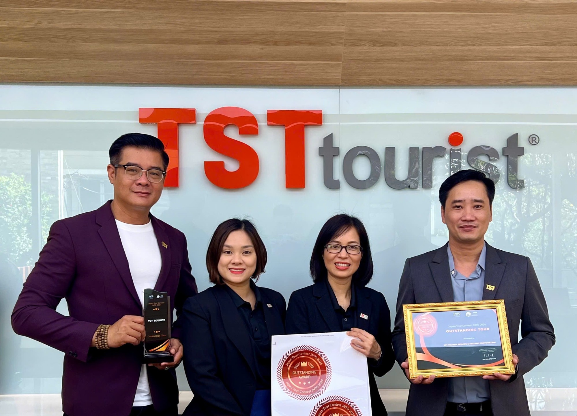 TSTtourist đạt giải cuộc thi "Thiết kế sản phẩm du lịch Nhật Bản JNTO 2024"