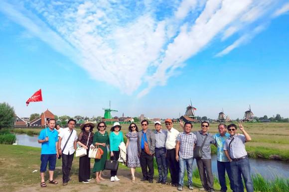 Tưng bừng ưu đãi tour Hè TST tourist