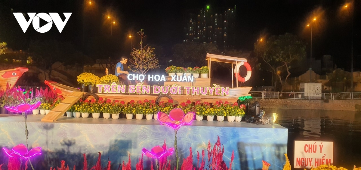 TP.HCM khai mạc hội chợ hoa Xuân