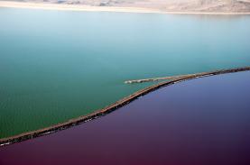 Hồ nước mặn được mệnh danh 'Biển Chết của Mỹ'