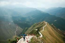 5 cung đường núi trong chuyến xuyên Việt
