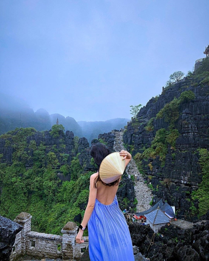 TSTtourist-hang-mua-dia-danh-o-ninh-binh-hut-du-khach-tre-dip-nghi-le-30-4-1-5-7