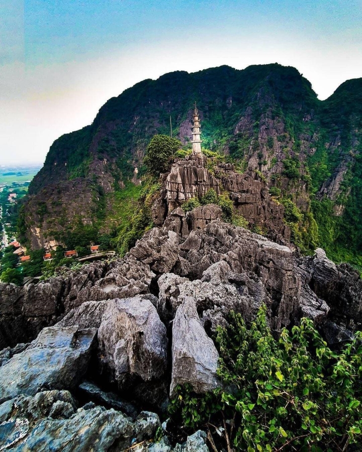 TSTtourist-hang-mua-dia-danh-o-ninh-binh-hut-du-khach-tre-dip-nghi-le-30-4-1-5-9