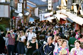 Vì sao dân Nhật không háo hức mở cửa lại du lịch?