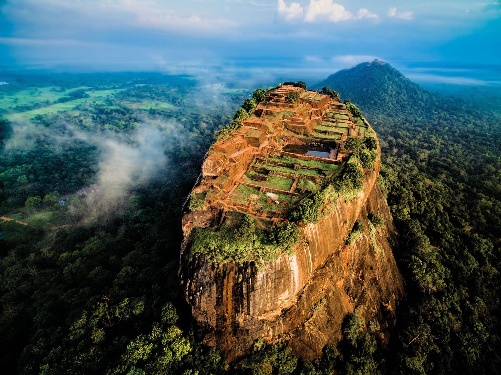 Kiệt tác 'pháo đài sư tử' giữa rừng rậm Sri Lanka