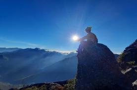 10 đỉnh núi cao nhất Việt Nam hút giới xê dịch