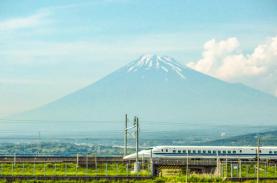 7 chuyến tàu ngắm cảnh tốt nhất Nhật Bản