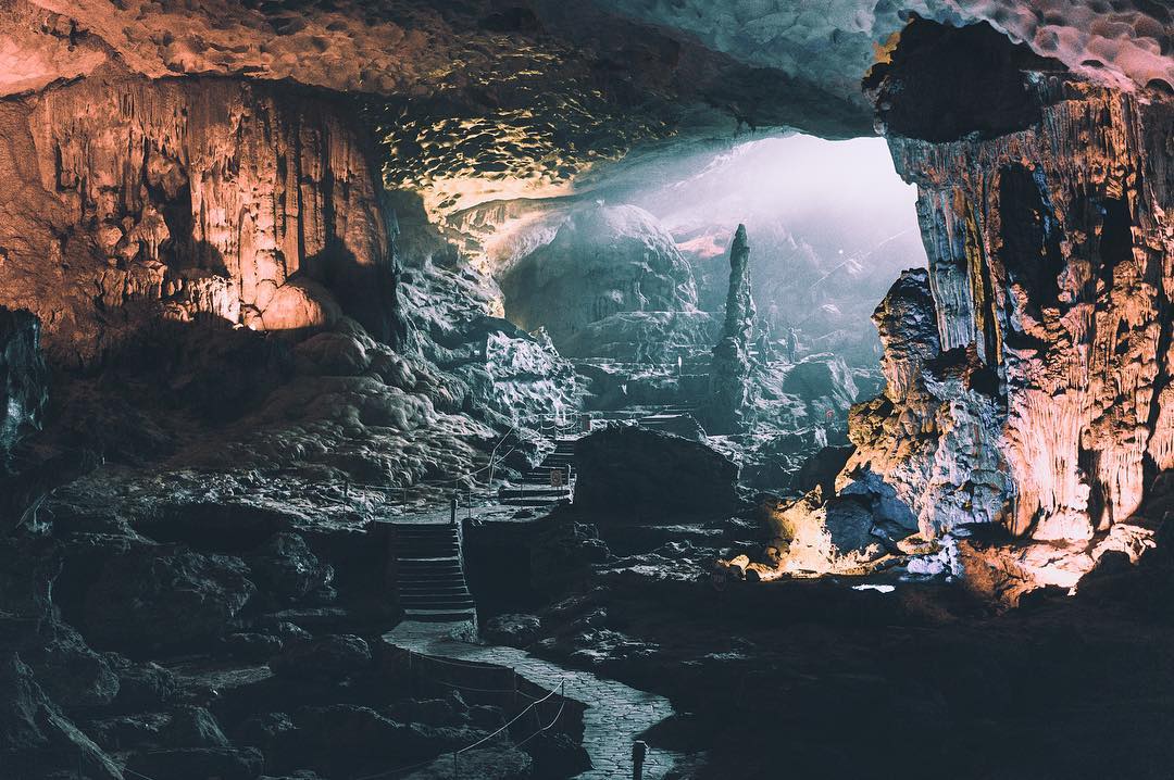 Hang Đầu Gỗ - hang động hoang sơ nhất Hạ Long