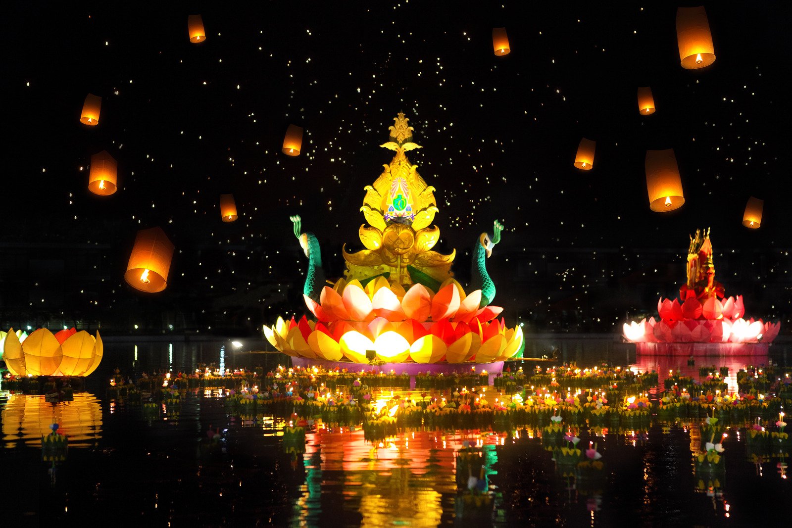 Chiang Mai là nơi tổ chức cả hai lễ hội cùng một lúc