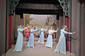 Hội An ngày đầu mở cửa mưa lớn, Quảng Nam chờ hơn 200 du khách Mỹ