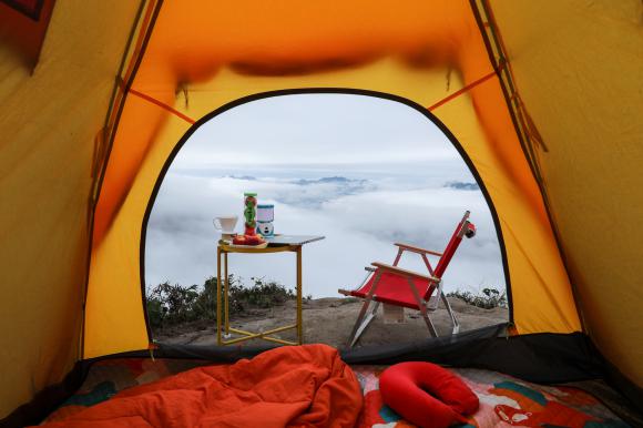 Ngủ lều giữa biển mây Tà Xùa