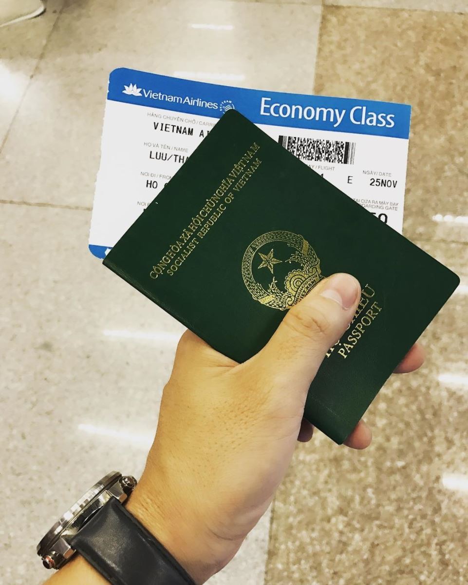 Hộ chiếu là giấy tờ tùy thân quan trọng hàng đầu trong mọi chuyến du lịch