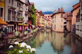 Annecy - thị trấn biết "bỏ bùa mê" của Pháp