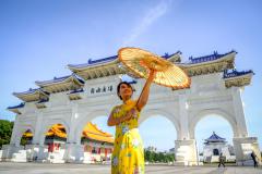 CAO HÙNG - ĐÀI TRUNG - ĐÀI BẮC: DU THUYỀN NGẮM CẢNH VỊNH ĐẠI BẰNG